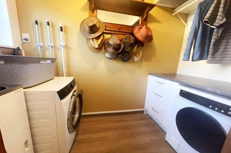 Photo of property in 15 Leven Street, South Hill, Oamaru, 9400