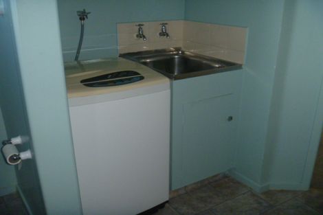 Photo of property in 10 Orchard Street, Clyde, 9330