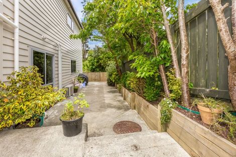 Photo of property in 5d Stephen Street, Johnsonville, Wellington, 6037