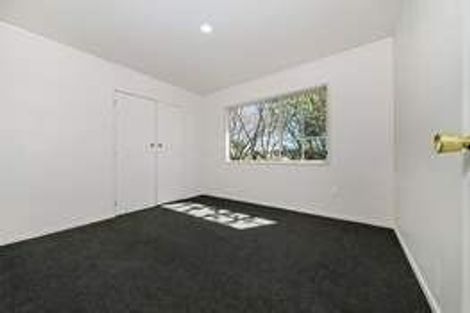 Photo of property in 66e Woodglen Road, Glen Eden, Auckland, 0602