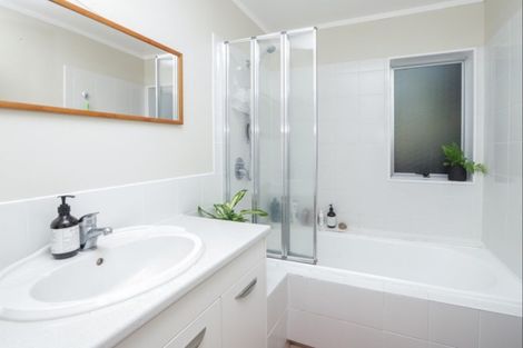 Photo of property in 9 Rutland Street, Fairview Downs, Hamilton, 3214