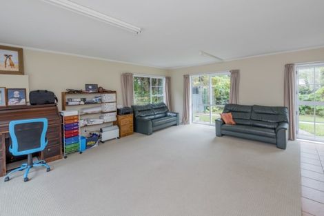 Photo of property in 15 Greenwood Boulevard, Otaki, 5512