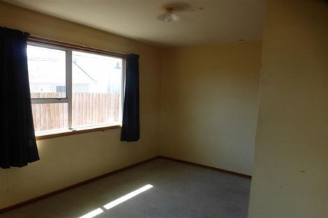 Photo of property in 2/245 Marine Parade, New Brighton, Christchurch, 8061