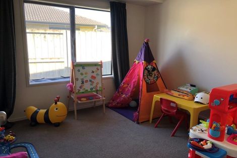 Photo of property in 21 Barwick Place, Huntington, Hamilton, 3210