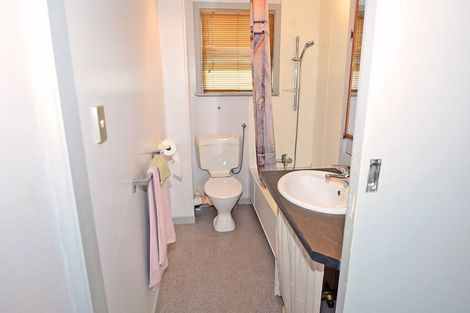 Photo of property in 7/219 Onewa Road, Birkenhead, Auckland, 0626