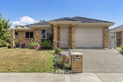 Photo of property in 1 Sovereign Isle Lane, Rototuna, Hamilton, 3210