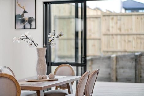 Photo of property in 8 Aklander Rise, Flat Bush, Auckland, 2019