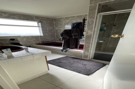 Photo of property in 10 Mildmay Road, Henderson, Auckland, 0610