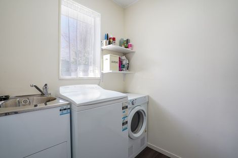 Photo of property in 73 Avenue Road, Foxton, 4814