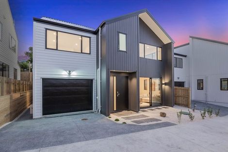 Photo of property in 6c Raeben Avenue, Hillcrest, Auckland, 0627