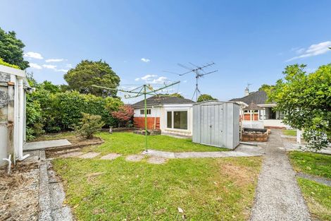 Photo of property in 6 Hall Grove, Ebdentown, Upper Hutt, 5018