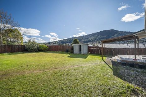 Photo of property in 10 Amber Place, Pukehangi, Rotorua, 3015