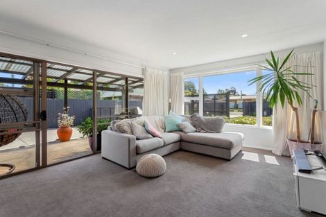 Photo of property in 16 Erica Street, Papanui, Christchurch, 8053