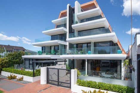 Photo of property in 1152 Whakaue Street, Rotorua, 3010