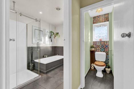 Photo of property in 73 Warren Crescent, Hillmorton, Christchurch, 8025