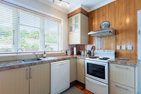 Photo of property in 42 Domain Road, Otaki, 5512