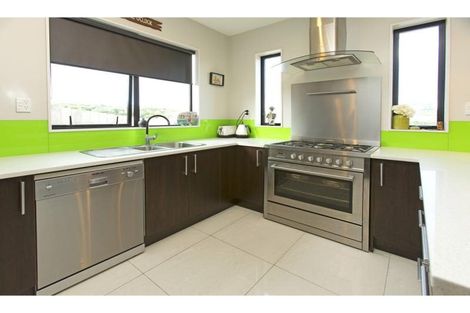 Photo of property in 114 Voyager Drive, Gulf Harbour, Whangaparaoa, 0930