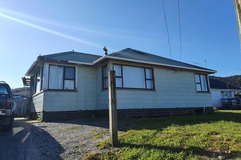 Photo of property in 33 Ward Street, Cobden, Greymouth, 7802