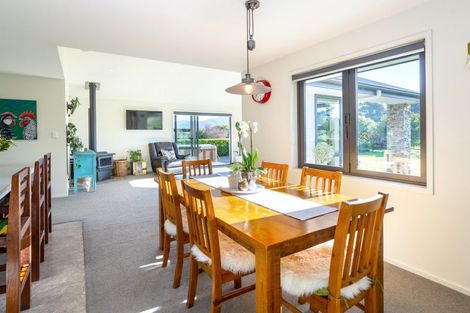 Photo of property in 421 Belvedere Road, Carrington, Carterton, 5791