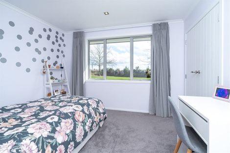 Photo of property in 42c Marshmeadow Road, Newstead, Hamilton, 3286