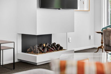 Photo of property in 9a Craig Road, Milford, Auckland, 0620