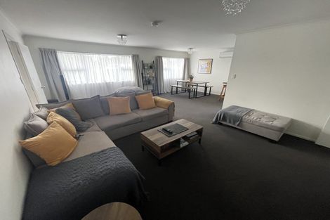 Photo of property in 27a Sandwich Road, St Andrews, Hamilton, 3200