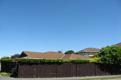 Photo of property in 2/62 Office Road, Merivale, Christchurch, 8014