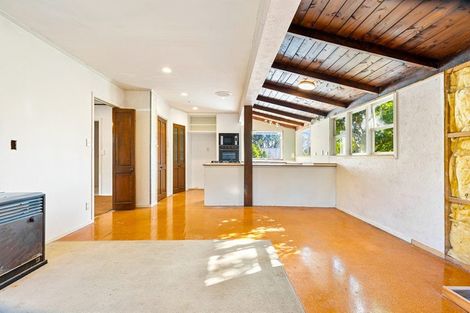 Photo of property in 12 Kelston Street, New Lynn, Auckland, 0600