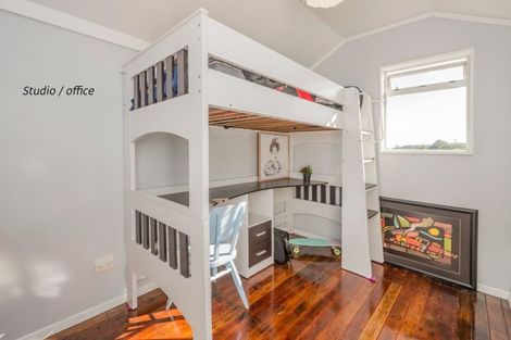 Photo of property in 153 Wellington Road, Paekakariki, 5034