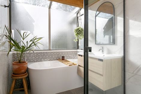 Photo of property in 1082 Mapara Road, Kinloch, Taupo, 3385