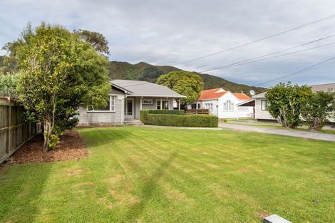 Photo of property in 48 Bauchop Road, Waterloo, Lower Hutt, 5011