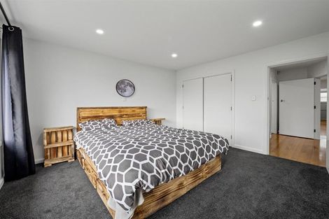 Photo of property in 33 Shelley Street, Rolleston, 7614
