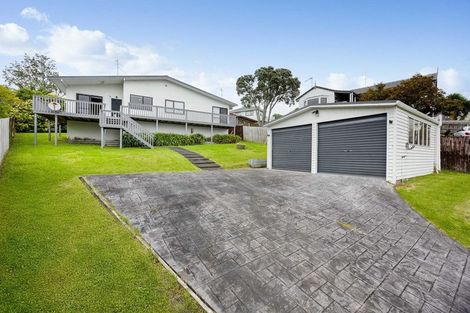 Photo of property in 12 Clearview Heights, Ranui, Auckland, 0612