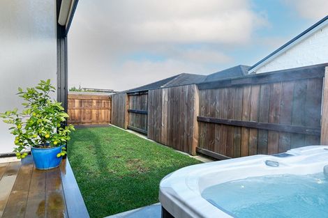 Photo of property in 10 Knightia Drive, Papamoa Beach, Papamoa, 3118