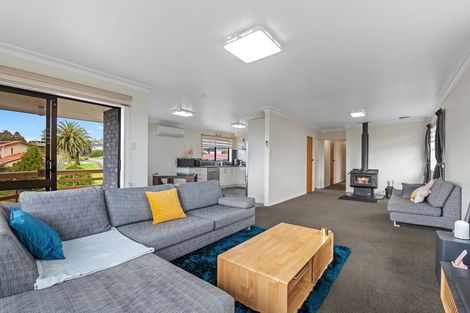 Photo of property in 15 Balwyn Avenue, Tihiotonga, Rotorua, 3015