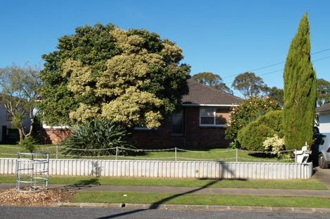 Photo of property in 21 Raglan Street, Mangere East, Auckland, 2024