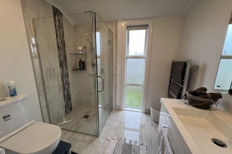 Photo of property in 89 Johnstone Drive, Fitzherbert, Palmerston North, 4410