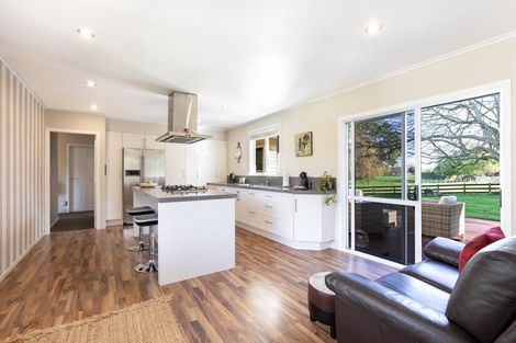 Photo of property in 1/193 Racecourse Road, Cambridge, 3493