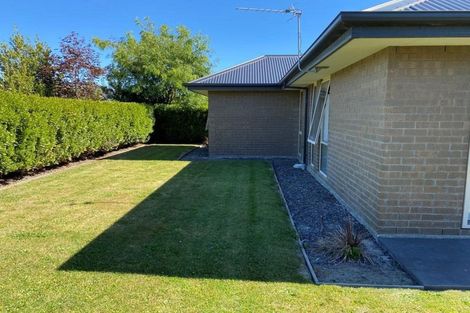 Photo of property in 8 Gosling Crescent, Halswell, Christchurch, 8025