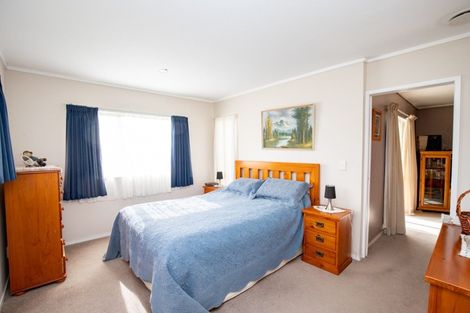 Photo of property in 41 Pipiroa Road, Ngatea, 3503