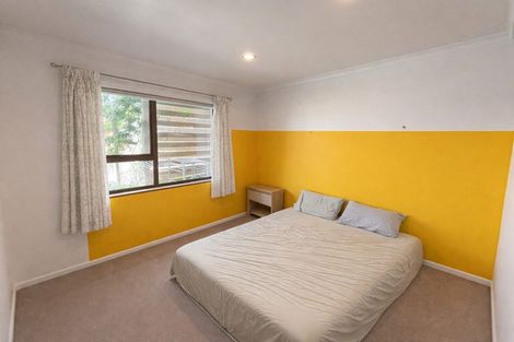 Photo of property in 63 Elliston Crescent, Stanmore Bay, Whangaparaoa, 0932