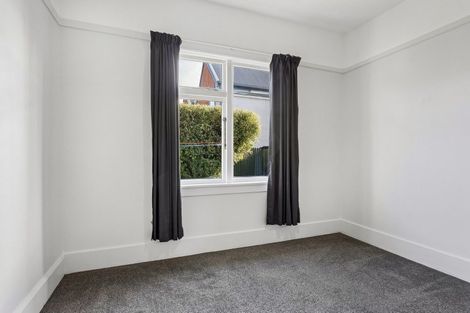 Photo of property in 2/24 North Avon Road, Richmond, Christchurch, 8013