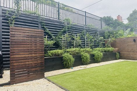 Photo of property in 6 Nga Tutu Place, Belmont, Auckland, 0622