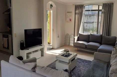 Photo of property in 4a Snave Place, East Tamaki, Auckland, 2013