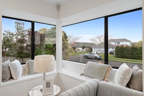 Photo of property in 26 Summermist Drive, Northpark, Auckland, 2013