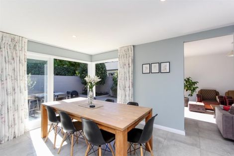 Photo of property in 22c Lismore Street, Strandon, New Plymouth, 4312