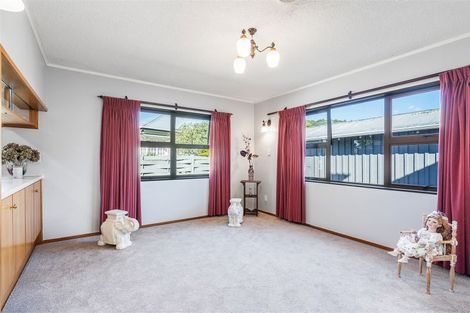 Photo of property in 13 Apirana Avenue, Regent, Whangarei, 0112