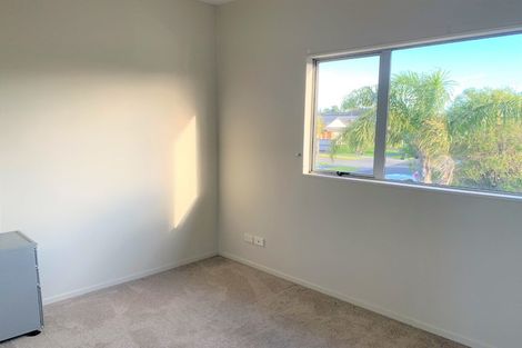 Photo of property in 6/29 Haven Drive, East Tamaki, Auckland, 2013