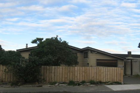 Photo of property in 6 Moana Street, Otaki Beach, Otaki, 5512