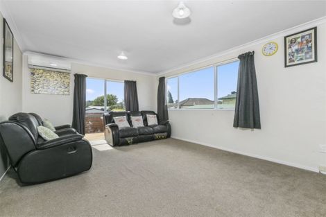 Photo of property in 44 Childers Road, Ranui, Auckland, 0612